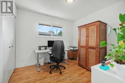 2450 Magnus Avenue Ottawa ON K1G 1J8