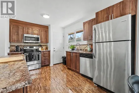 2450 Magnus Avenue Ottawa ON K1G 1J8