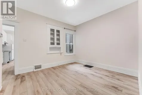 170 Ivy Crescent Ottawa ON K1M 1X6