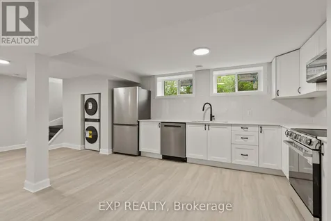 2393 Sheldon Avenue Ottawa ON K2C 1K4