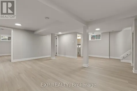 2393 Sheldon Avenue Ottawa ON K2C 1K4