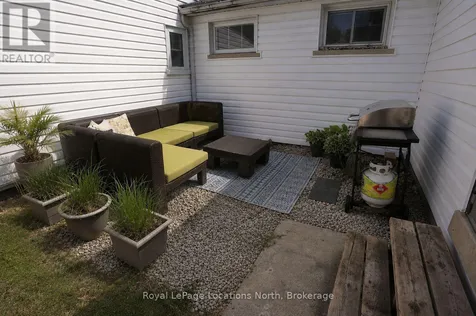85 Fourth Street West Collingwood ON L9Y 1R5
