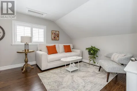 52 Seventh Street Collingwood ON L9Y 2A7