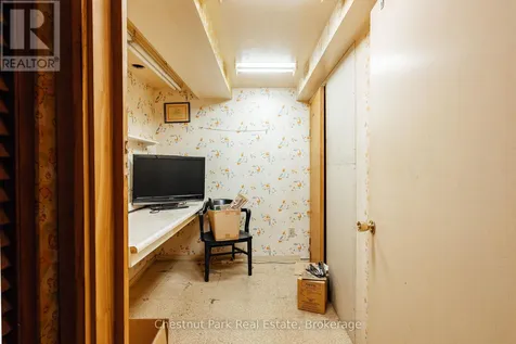 320 St Leger Street Kitchener ON N2H 4M7