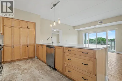 39 Sister Varga Terrace Hamilton ON L9B 0J7
