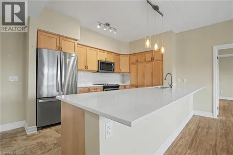 39 Sister Varga Terrace Hamilton ON L9B 0J7