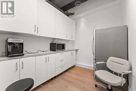 21 Camden Street Toronto (waterfront Communities) ON M5V 1V2