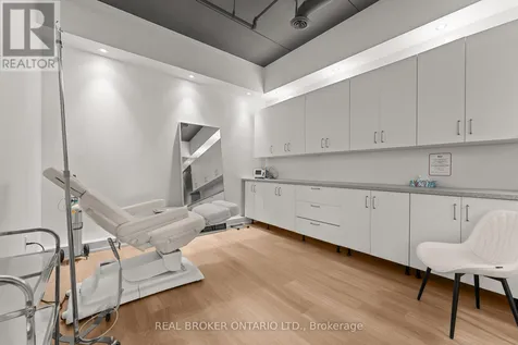 21 Camden Street Toronto (waterfront Communities) ON M5V 1V2