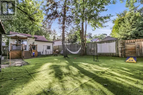 1226 Wigle Avenue Windsor ON N9C 3N1