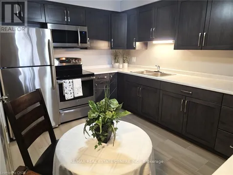565 Greenfield Avenue Kitchener ON N2C 2P3