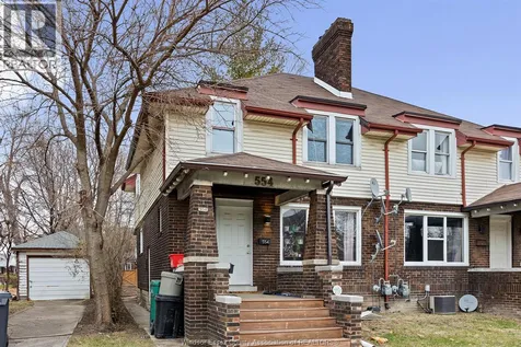 568 Askin Windsor ON N9B 2X4