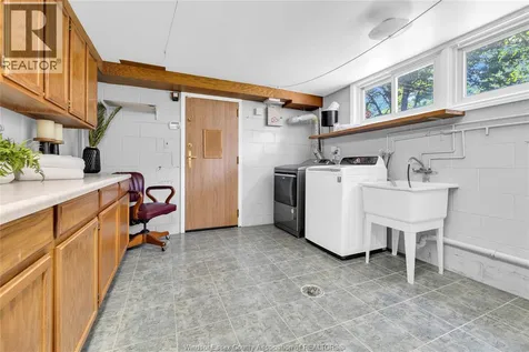 2849 Byng Road Windsor ON N8W 3G5