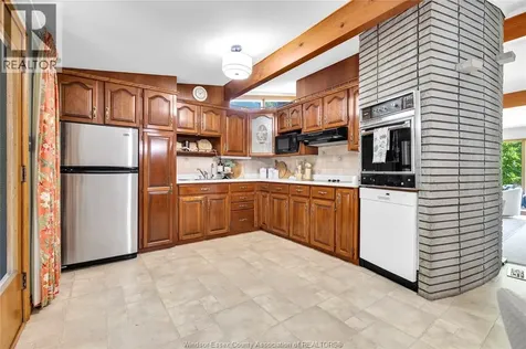 2849 Byng Road Windsor ON N8W 3G5