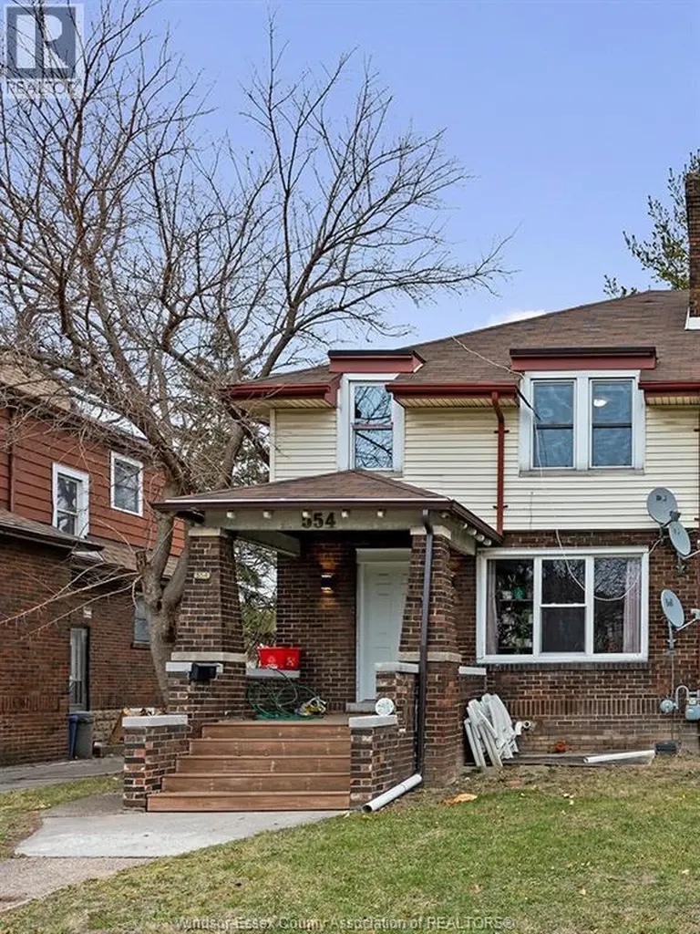 554 Askin Avenue Windsor ON N9B 2X4