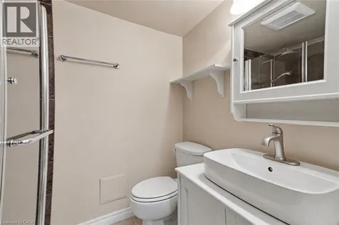 7 Gale Crescent St. Catharines ON L2M 7M8