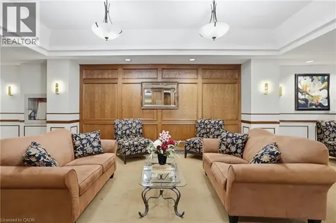 7 Gale Crescent St. Catharines ON L2M 7M8