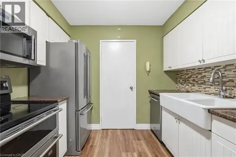 7 Gale Crescent St. Catharines ON L2M 7M8