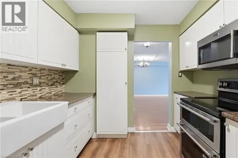 7 Gale Crescent St. Catharines ON L2M 7M8