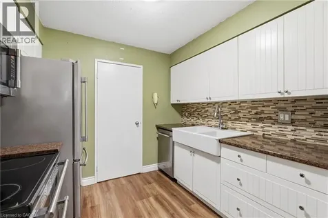 7 Gale Crescent St. Catharines ON L2M 7M8