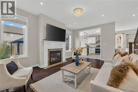 100 Garinger Crescent Binbrook ON L0R 1C0