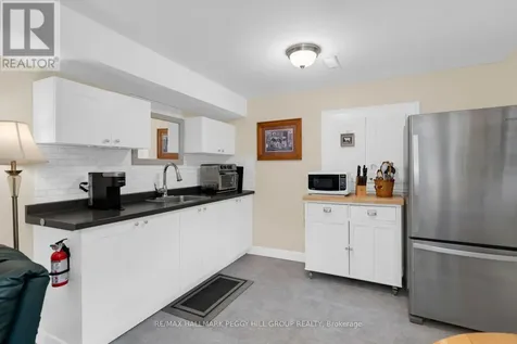 52 Harbour Crescent Wasaga Beach ON L9Z 1G5
