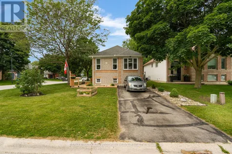52 Harbour Crescent Wasaga Beach ON L9Z 1G5