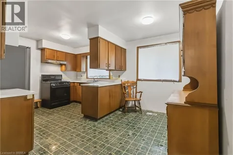 47 Brier Park Road Brantford ON N3R 3R1