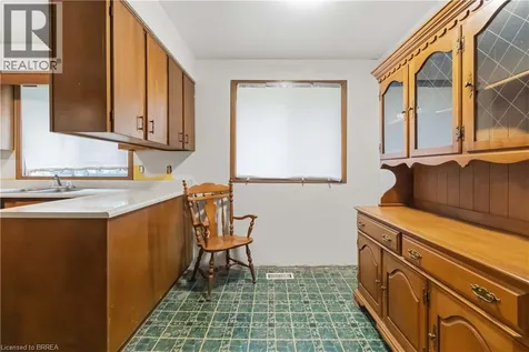 47 Brier Park Road Brantford ON N3R 3R1