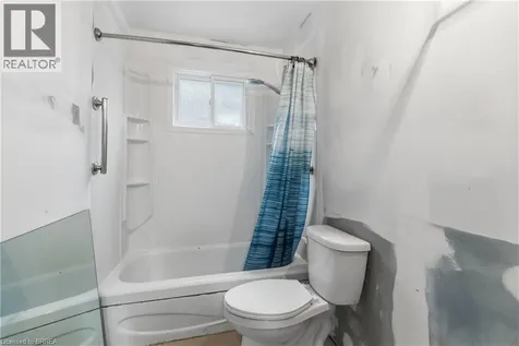 47 Brier Park Road Brantford ON N3R 3R1