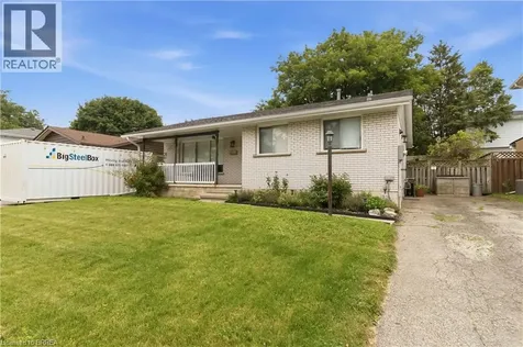 47 Brier Park Road Brantford ON N3R 3R1