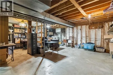47 Brier Park Road Brantford ON N3R 3R1