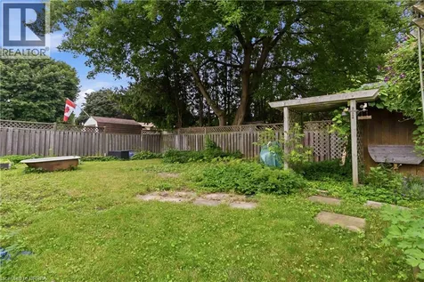 47 Brier Park Road Brantford ON N3R 3R1