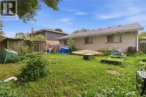 47 Brier Park Road Brantford ON N3R 3R1