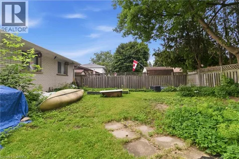 47 Brier Park Road Brantford ON N3R 3R1