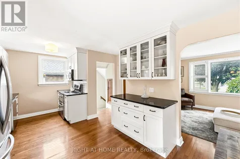 11 Clovelly Street Port Hope ON L1A 2J4