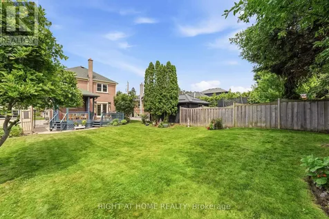 11 Clovelly Street Port Hope ON L1A 2J4