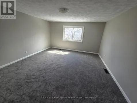 30 Sunnycrest Drive Ottawa ON K2E 5Y2