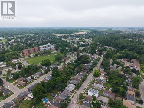 145 Catharine Avenue Brantford ON N3T 1J1