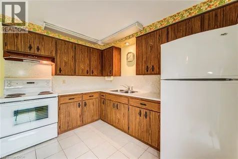 76 Pepperwood Crescent Kitchener ON N2A 2R3