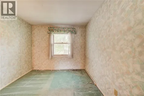 76 Pepperwood Crescent Kitchener ON N2A 2R3