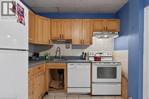 199 Wood Street Hamilton ON L8L 3Z2