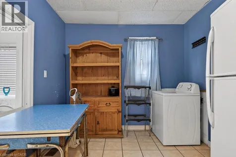 199 Wood Street Hamilton ON L8L 3Z2