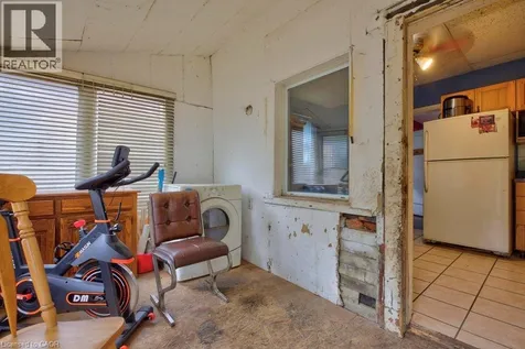 199 Wood Street Hamilton ON L8L 3Z2