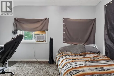 199 Wood Street Hamilton ON L8L 3Z2