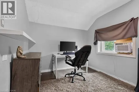 199 Wood Street Hamilton ON L8L 3Z2