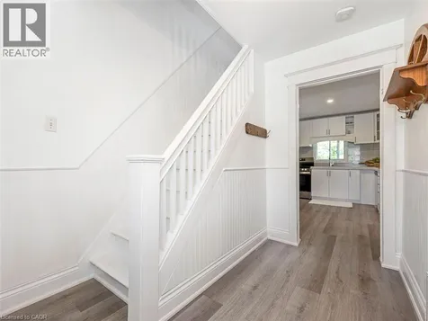 52 Stapleton Avenue North Hamilton ON L8H 3N5