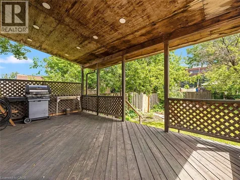 52 Stapleton Avenue North Hamilton ON L8H 3N5