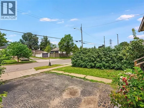 52 Stapleton Avenue North Hamilton ON L8H 3N5