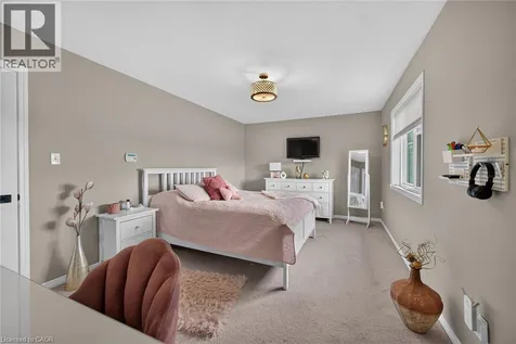 1328 Upper Sherman Avenue Hamilton ON L8W 1C2