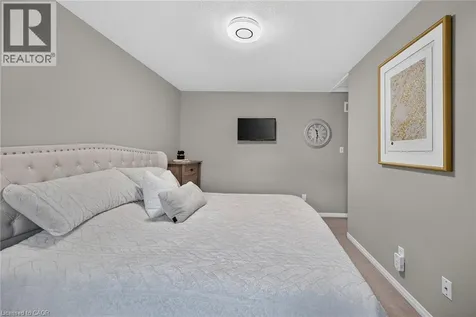 1328 Upper Sherman Avenue Hamilton ON L8W 1C2